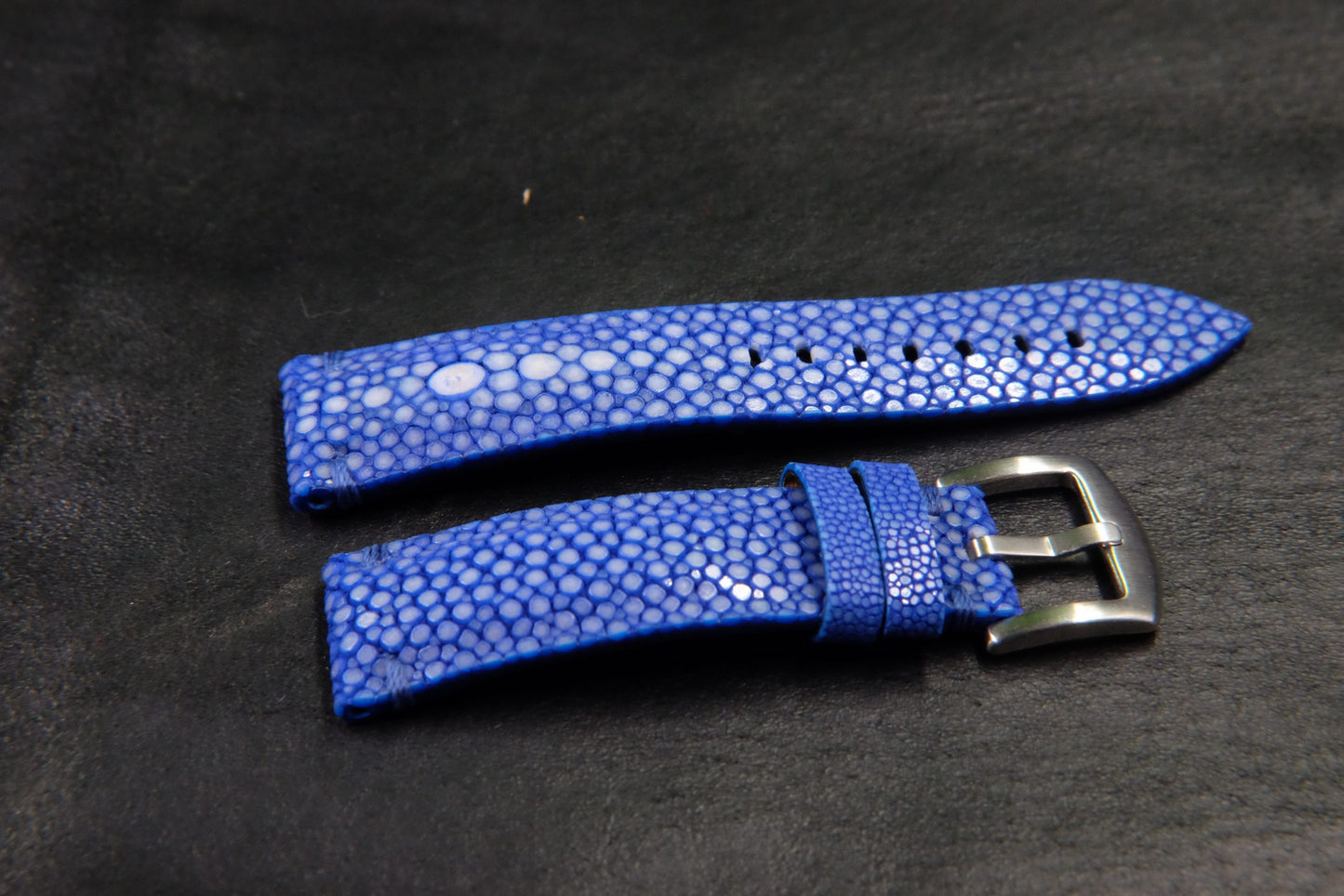 BESPOKE GENUINE SINGLE PEARL BLUE STINGRAY LEATHER WATCH STRAP HDST49