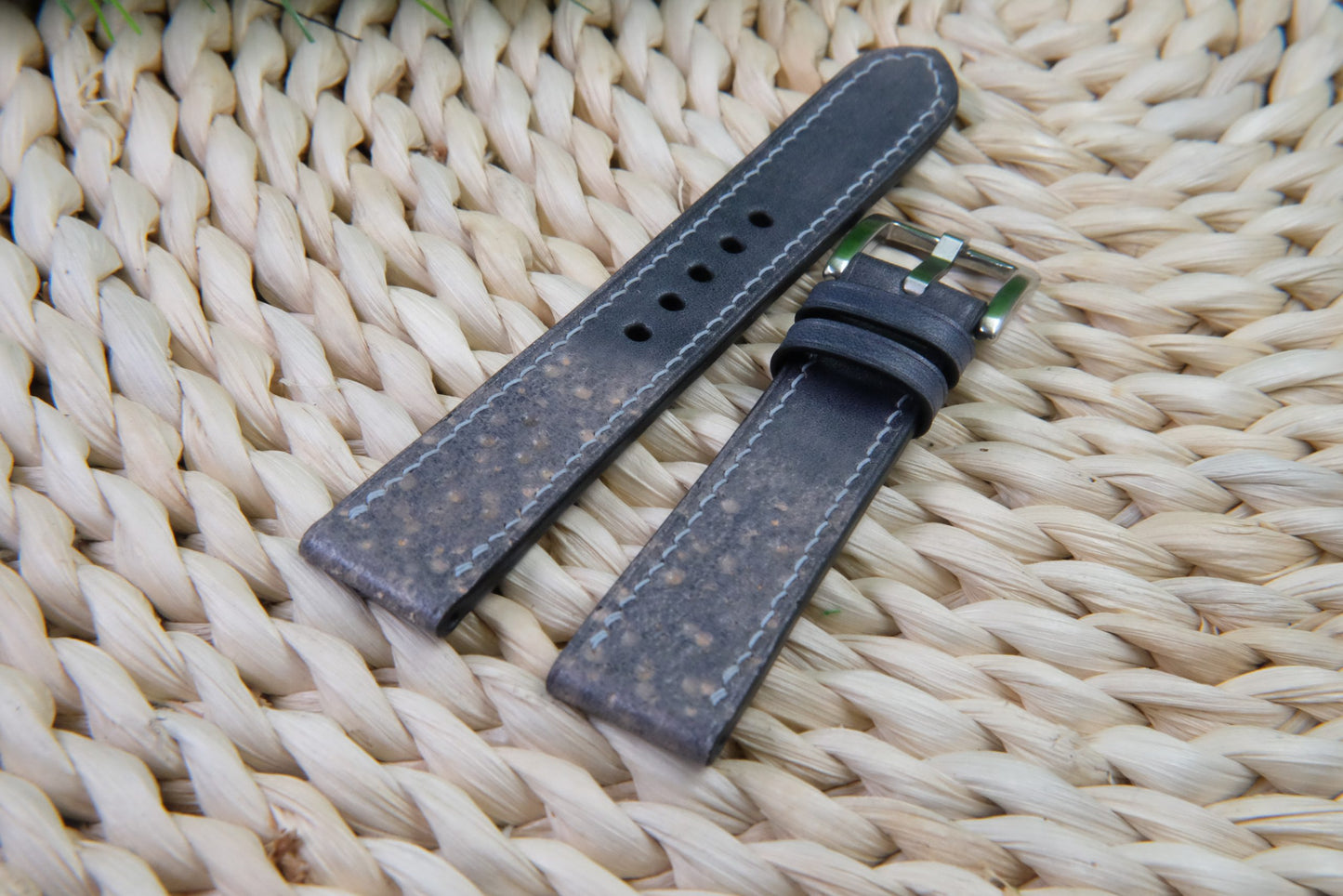 BESPOKE GENUINE GREY VEG TANNED COW LEATHER WATCH STRAP HDLE31