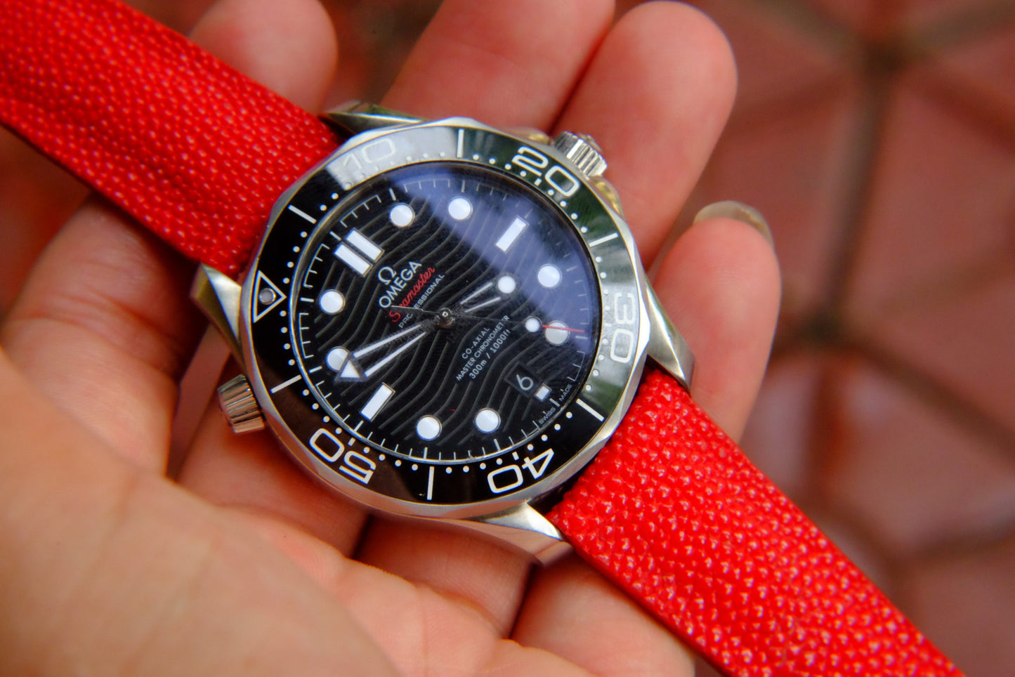 BESPOKE GENUINE RED WITHOUT PEARL STINGRAY LEATHER WATCH STRAP HDOS23