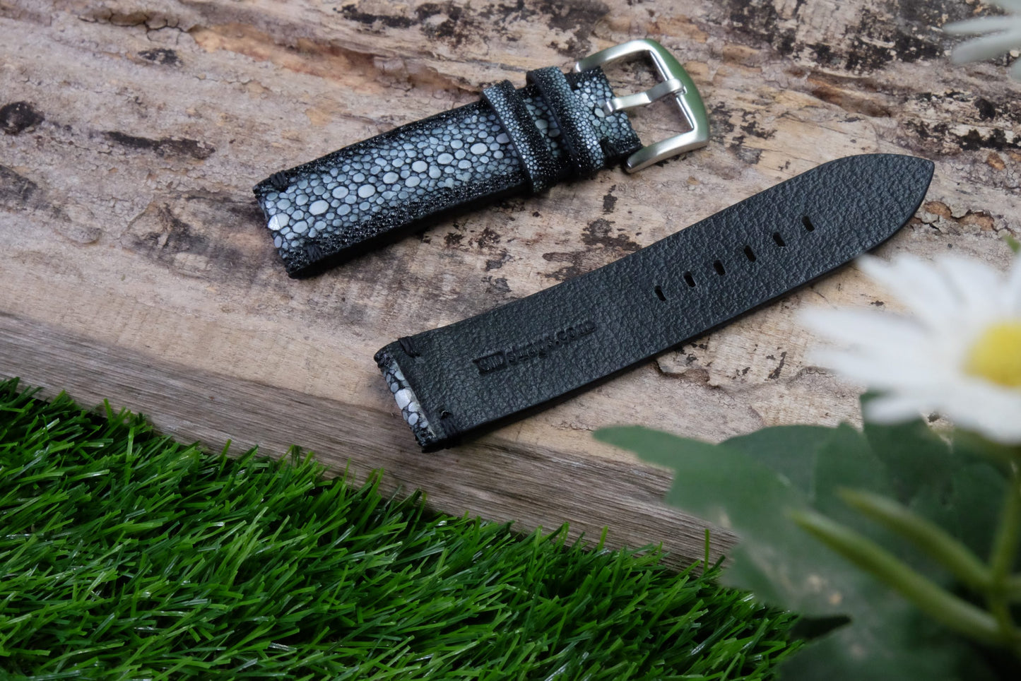 BESPOKE GENUINE ROW STONE BLACK STINGRAY LEATHER WATCH STRAP HDST51