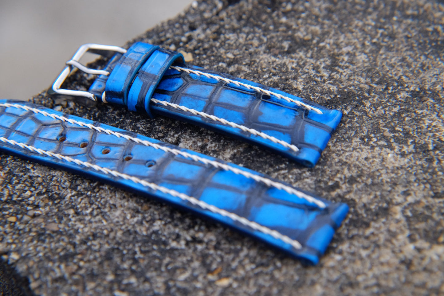 BESPOKE GENUINE BLUE CROCODILE LEATHER WATCH STRAP HDOS31