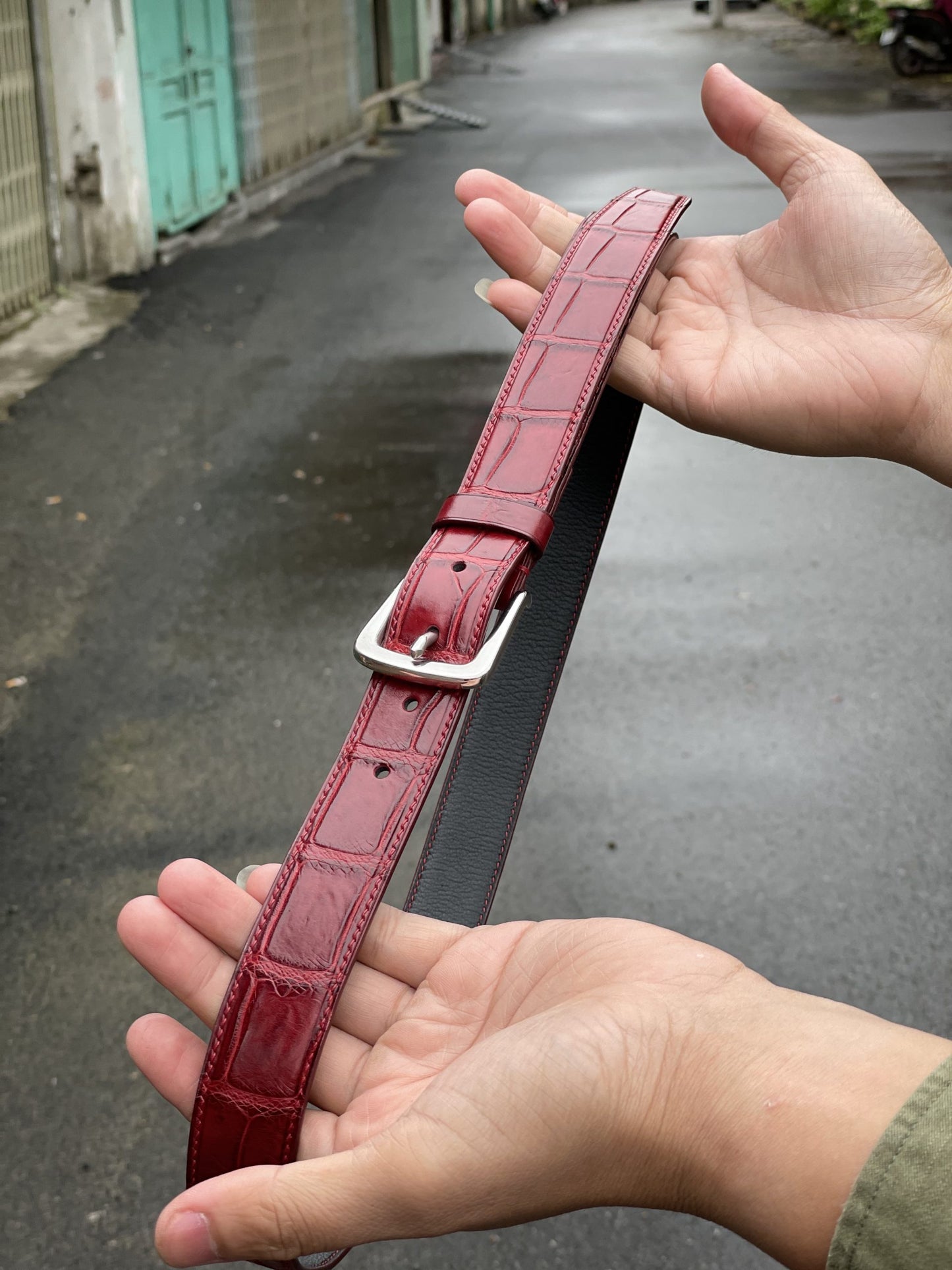 Red Domestic crocodile leather belt HDBE07