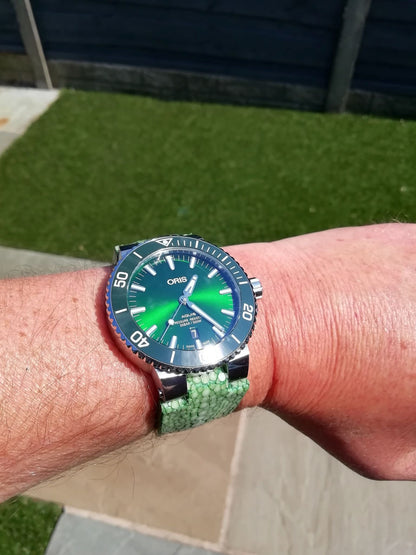 Green double pearl stingray strap for green Oris Aquis HDOR03