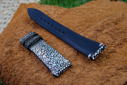 Grey mettallic leather watch strap HDST127