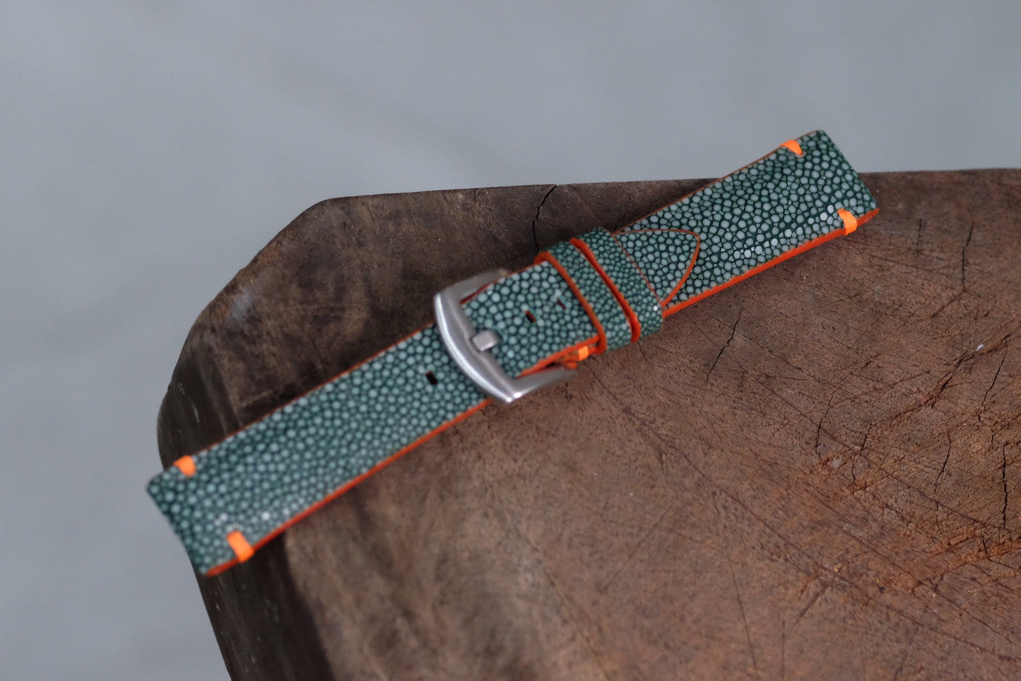 No pearl dark green leather watch strap HDST117