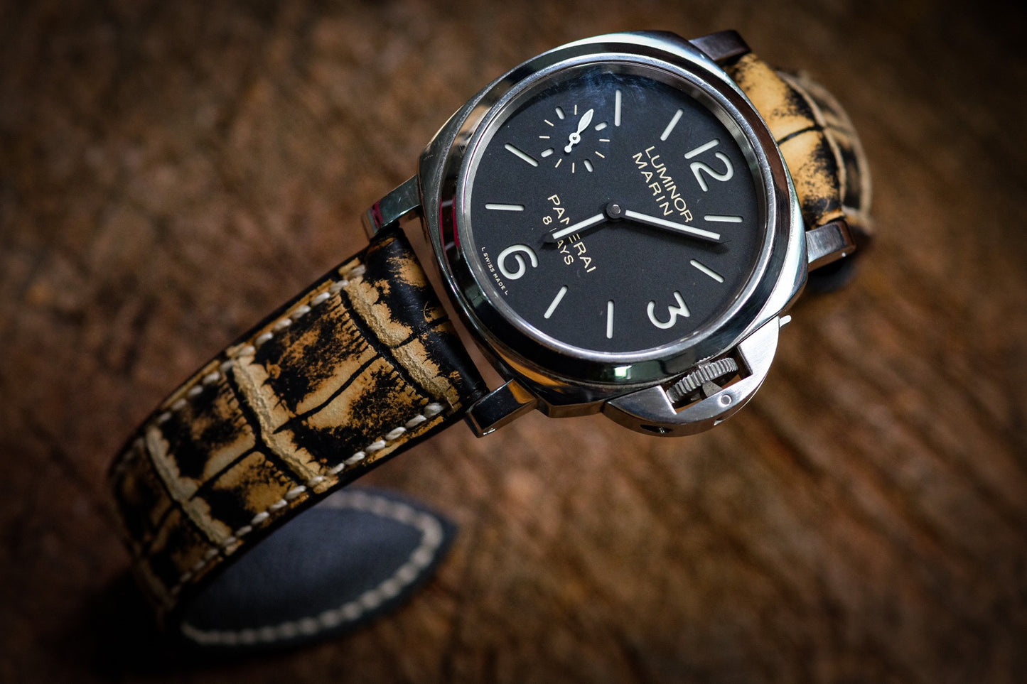 BESPOKE GENUINE VINTAGE BLACK BROWN CROCODILE LEATHER WATCH STRAP BAND FOR PANERAI HDPAM10