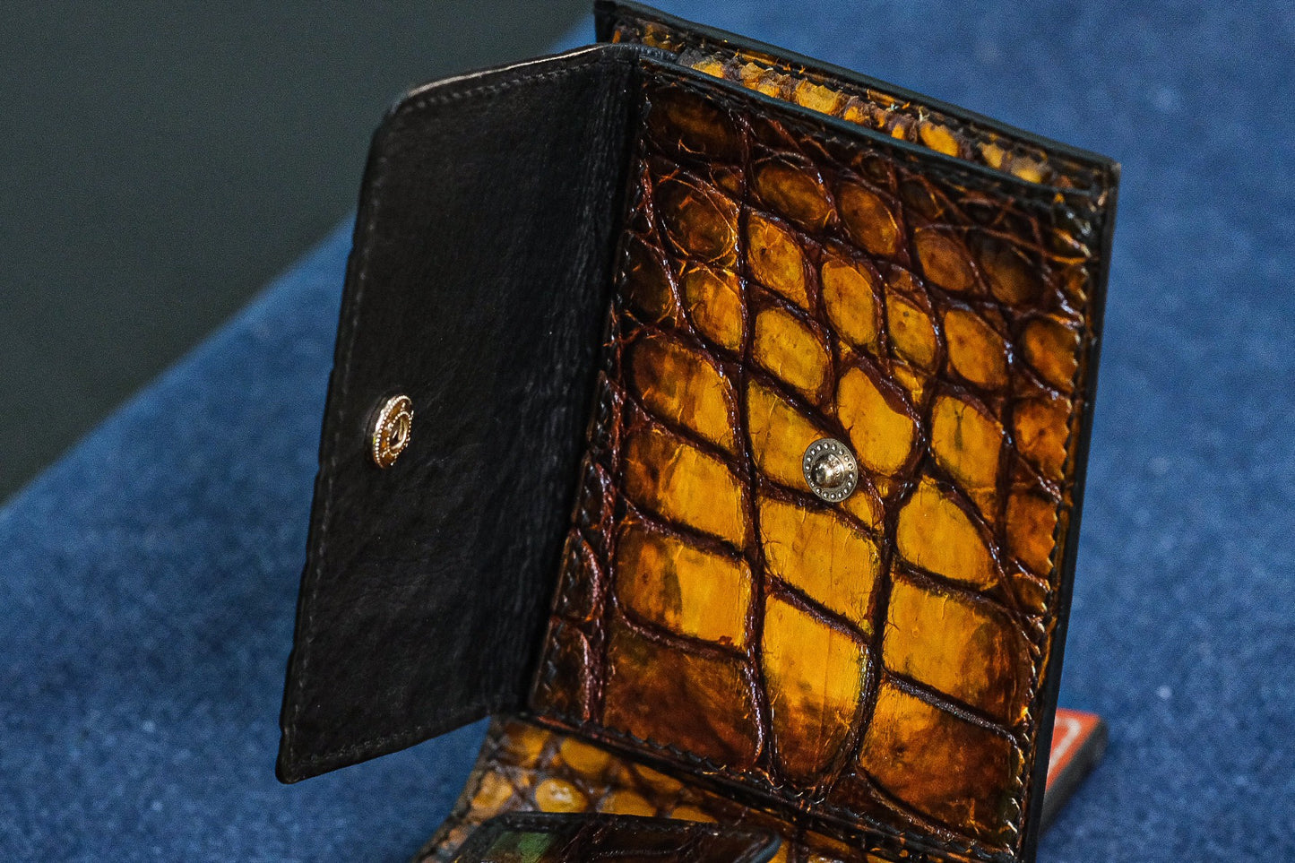 Patina Crocodile Wallet HDWA42