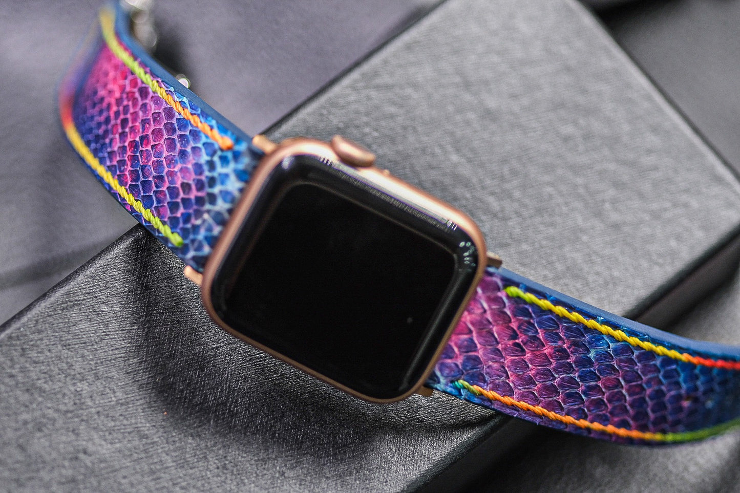 BESPOKE GENUINE GALAXY PYTHON APPLE LEATHER STRAP HDAW04