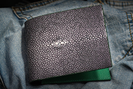 BESPOKE GENUINE BLACK STINGRAY BIFOLD MAN WALLET HDWA62