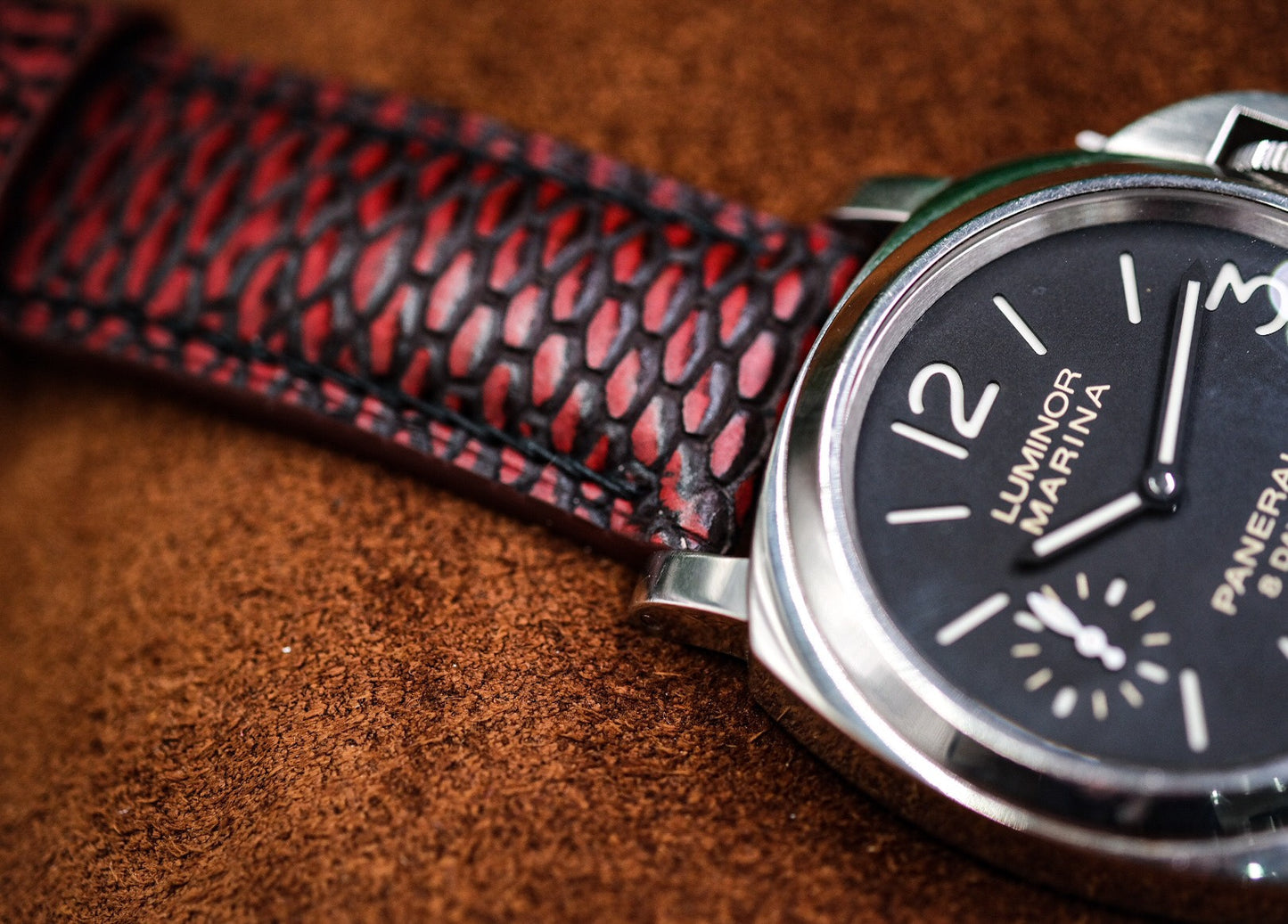 BESPOKE GENUINE PATINA RED BEAVER TAIL LEATHER WATCH STRAP BAND FOR PANERAI HDPAM20