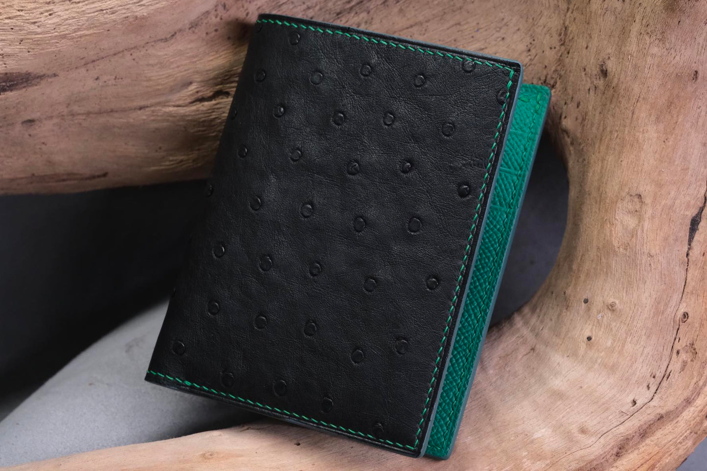 BESPOKE BLACK  OSTRICH BELLY BIFOLD MAN WALLET HDWA71