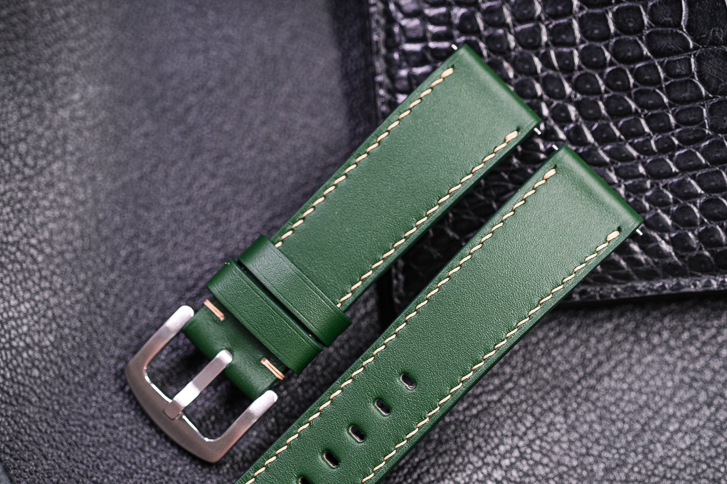 Custom Veg Tanned Buttero skin leather strap HDCA41