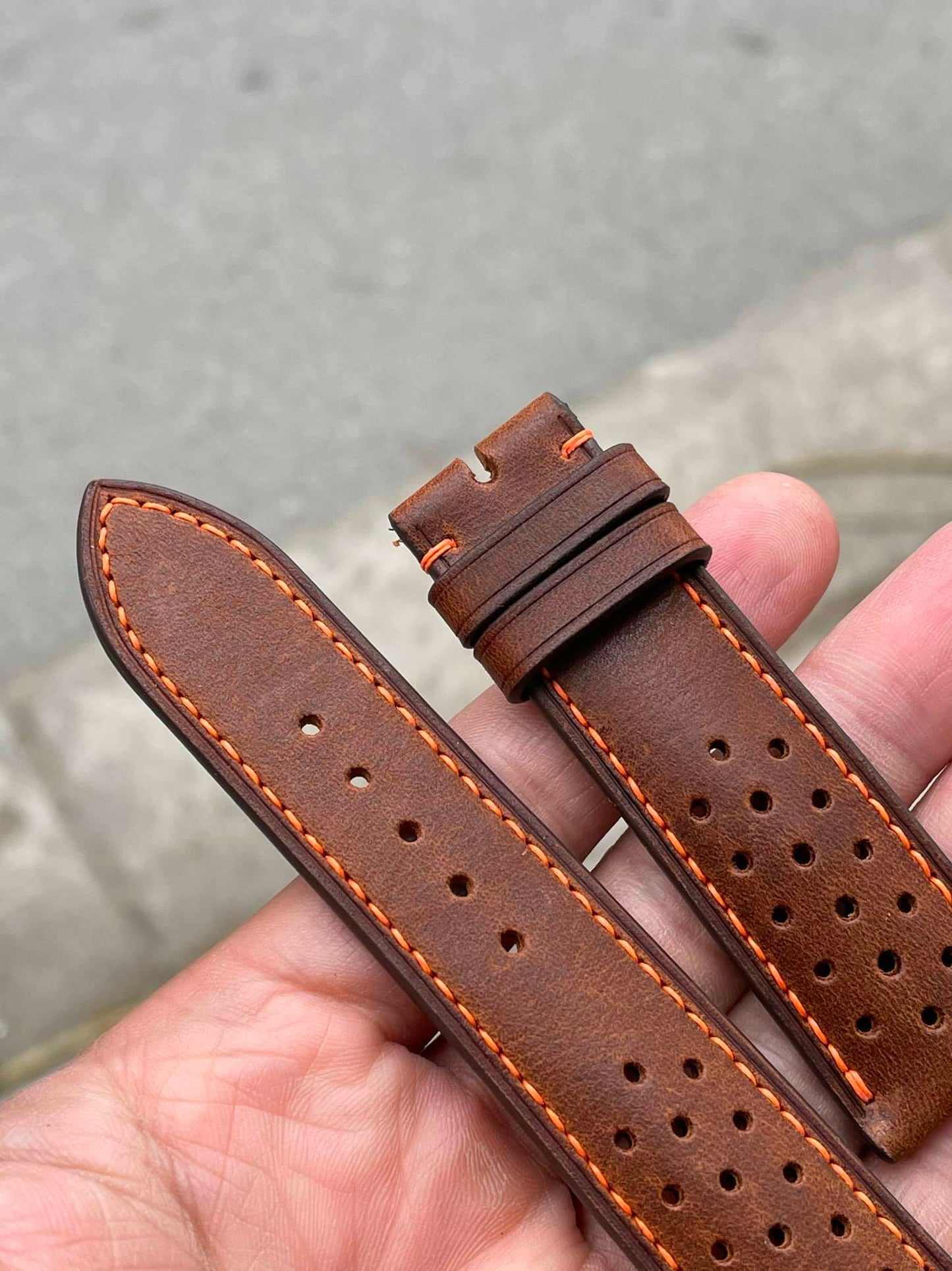 BESPOKE GENUINE BROWN COW LEATHER WATCH STRAP HDBRC01