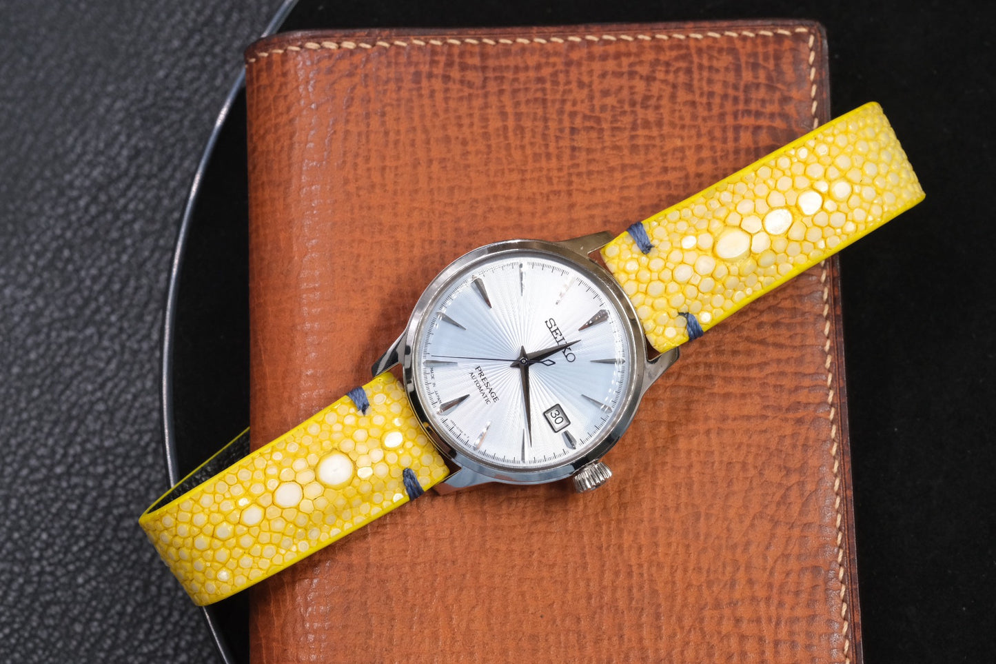 Yellow double pearl stingray strap