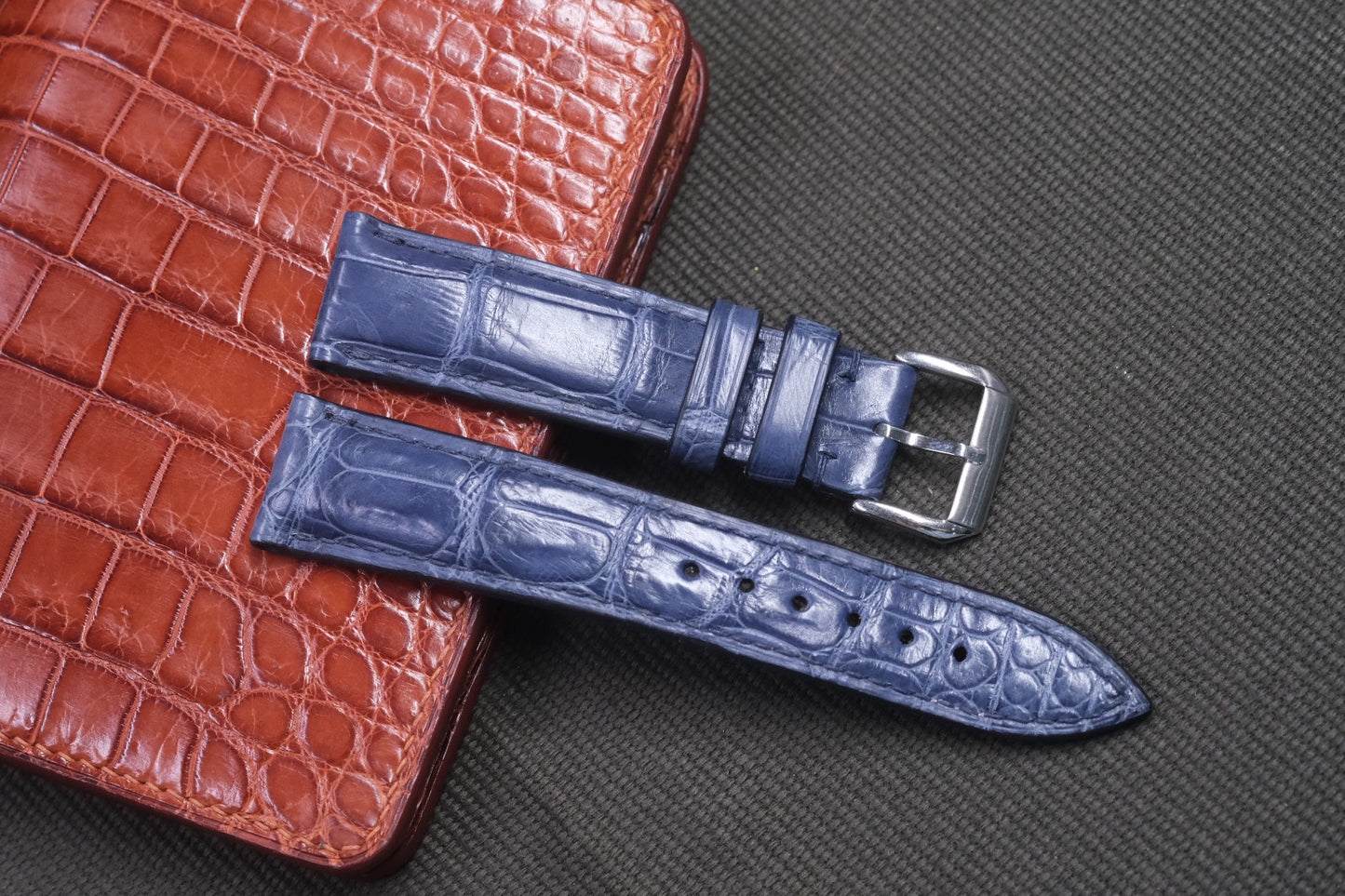 NAVY BLUE CROCODILE LEATHER WATCH STRAP RD25