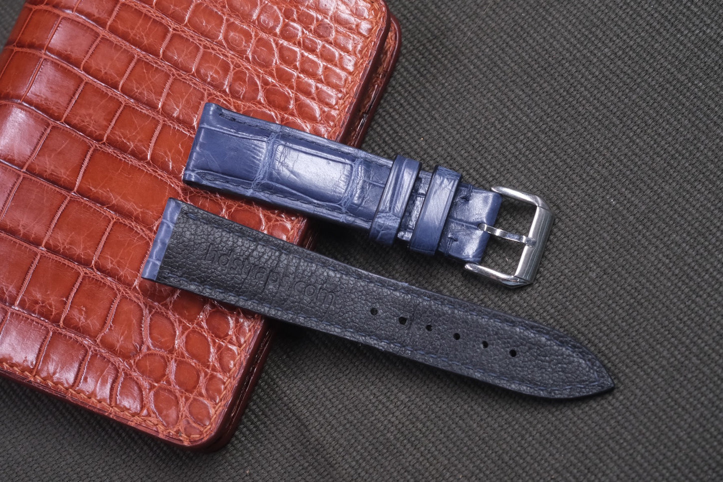 NAVY BLUE CROCODILE LEATHER WATCH STRAP RD25