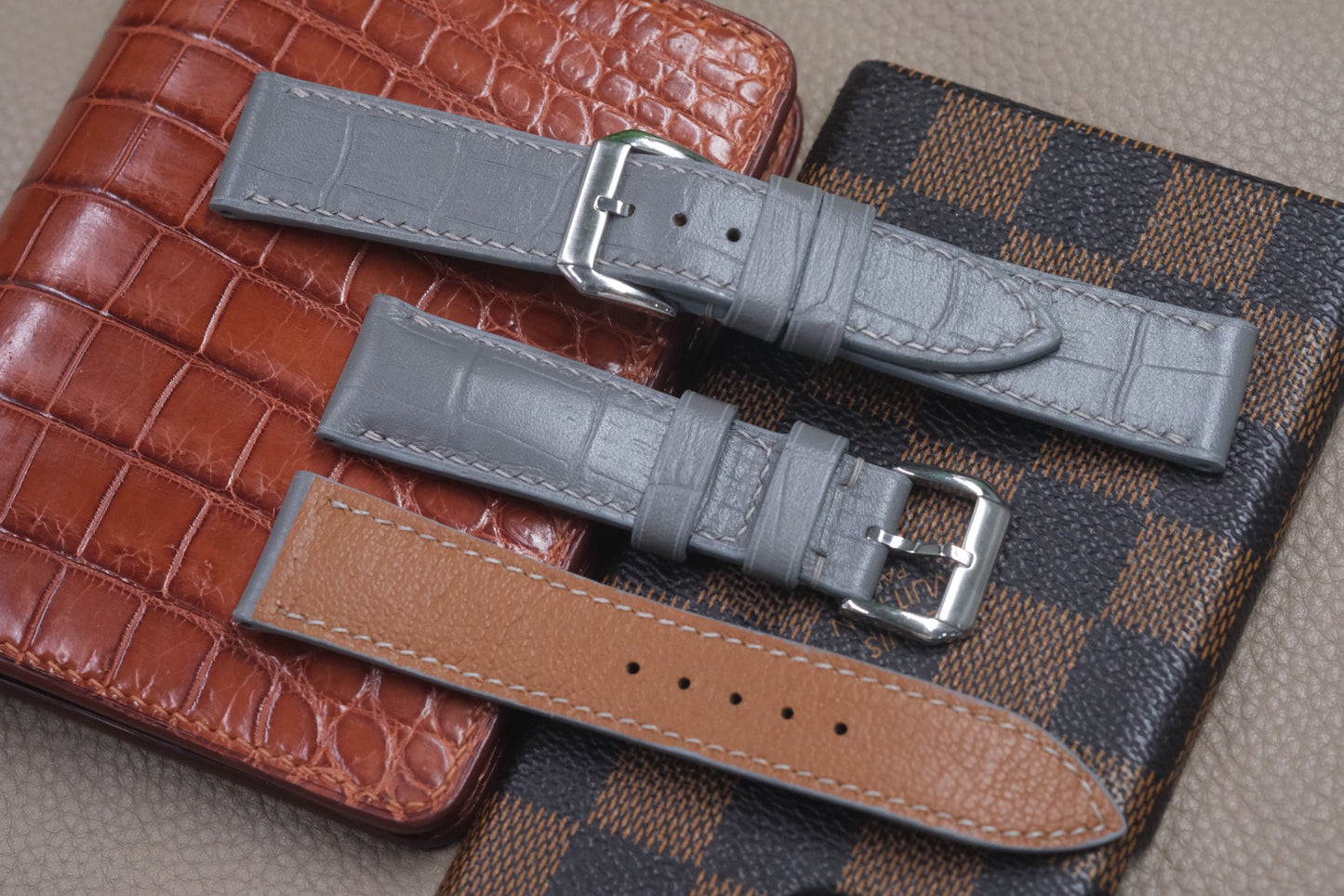 GREY CROCODILE LEATHER WATCH STRAP RD52