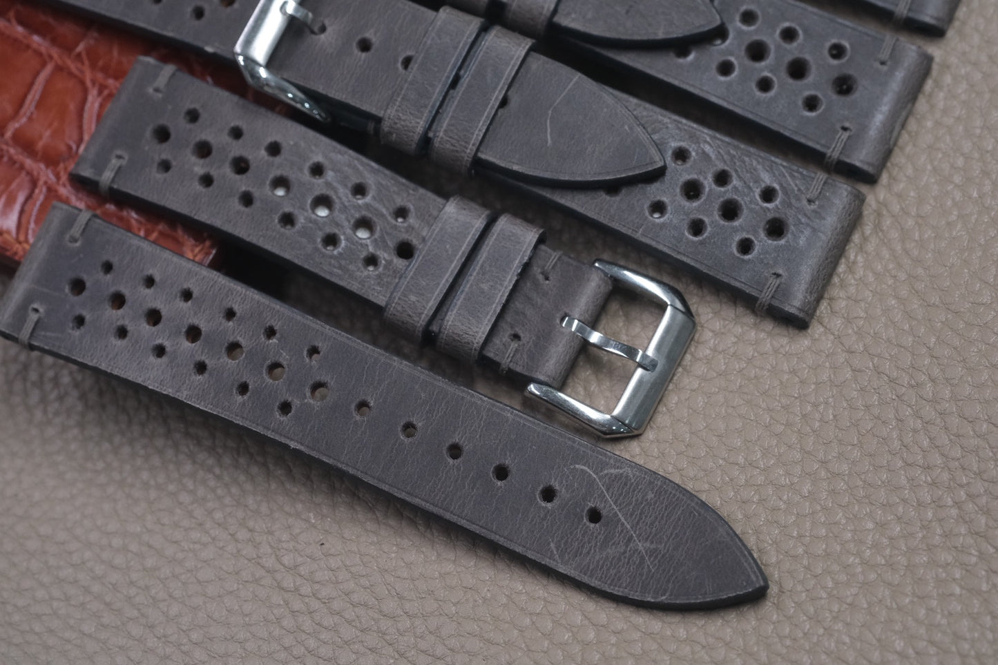 GREY COW LEATHER WATCH STRAP RD54