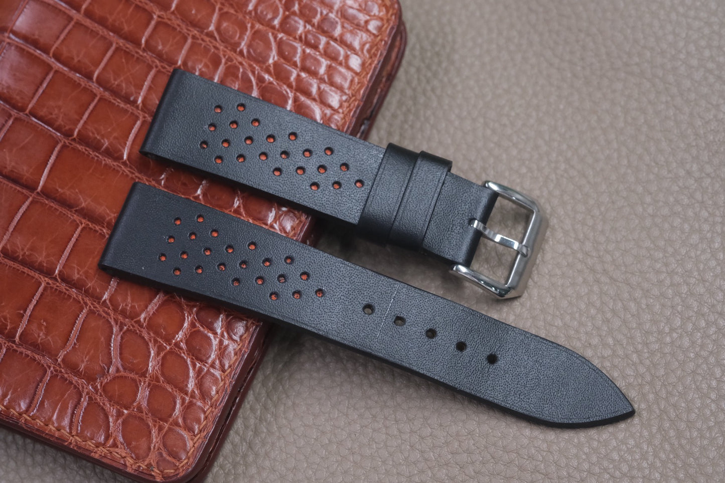 BLACK COW LEATHER WATCH STRAP RD55