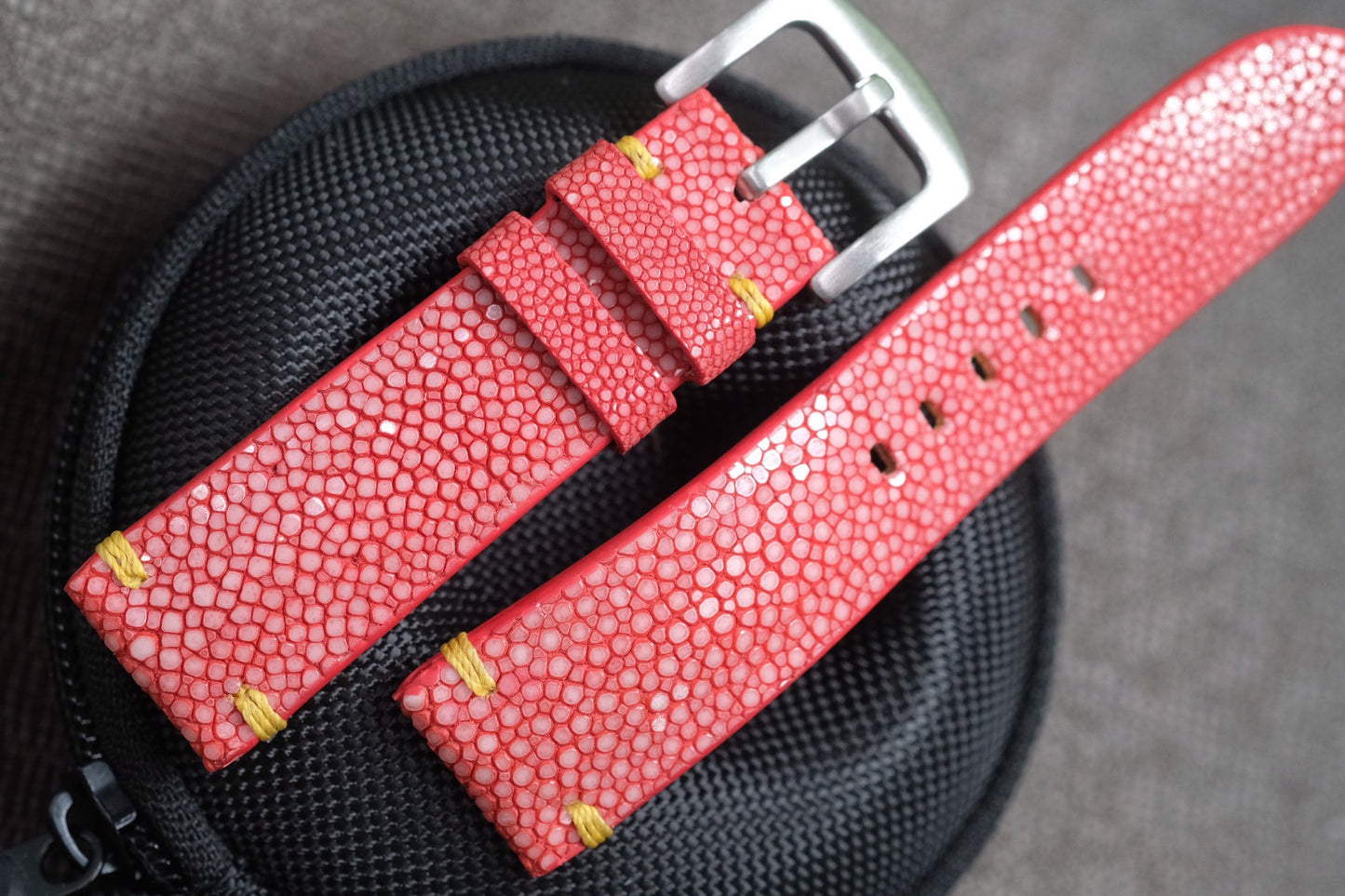 RED STINGRAY LEATHER WATCH STRAP RD134