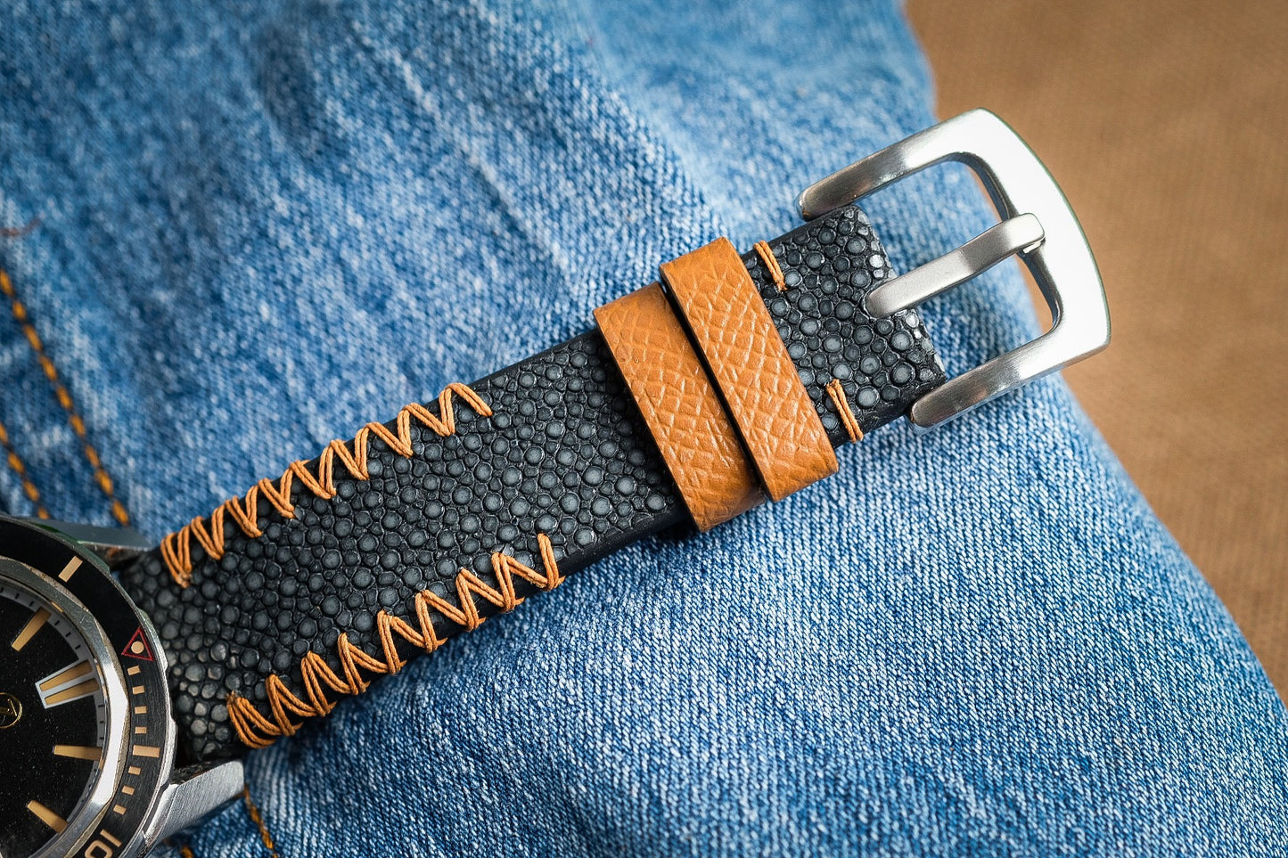 Black no pearl stingray watch strap