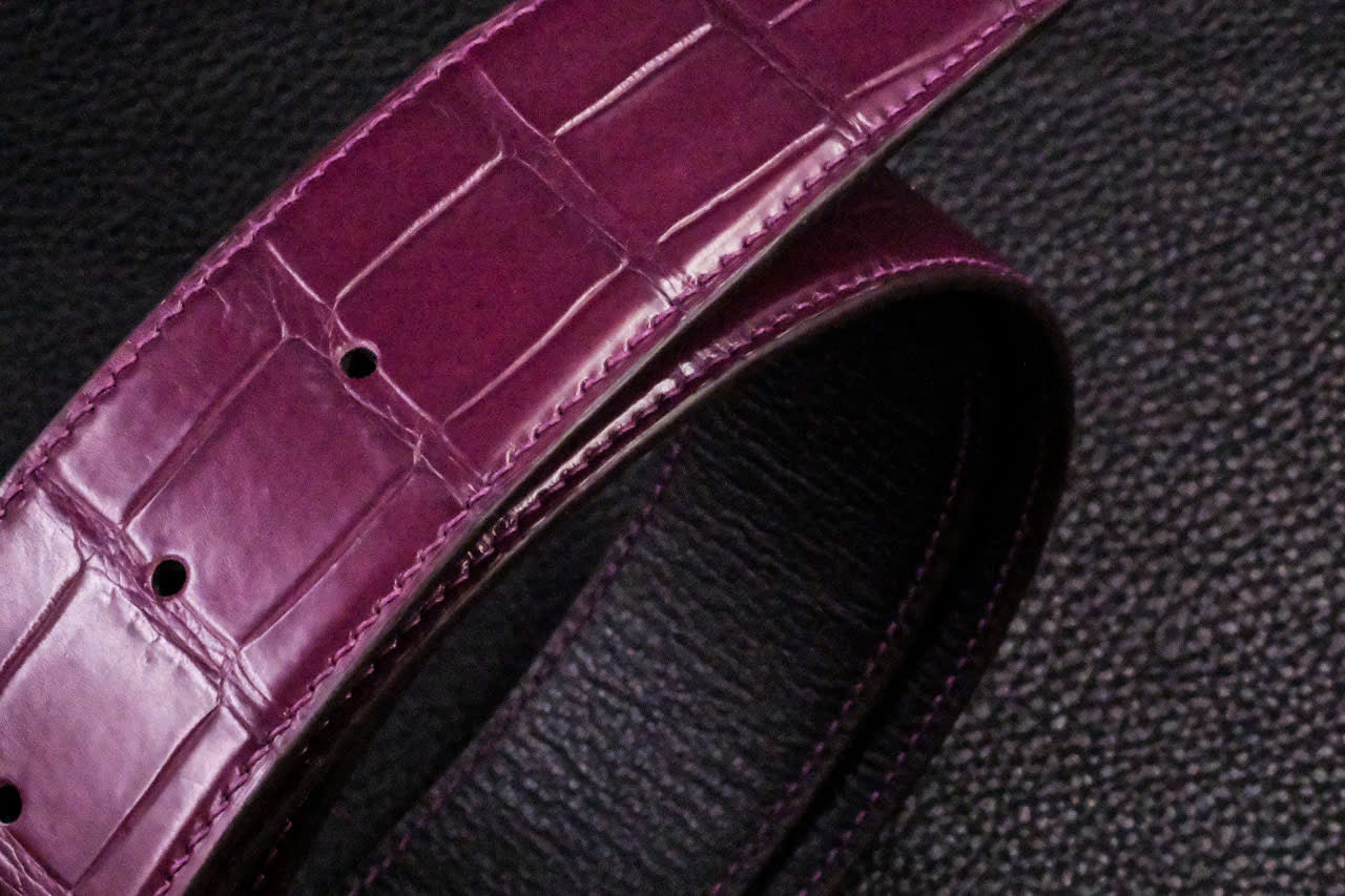 BESPOKE GENUINE PURPLISH RED CROCODILE LEATHER MAN BELT HDBE22